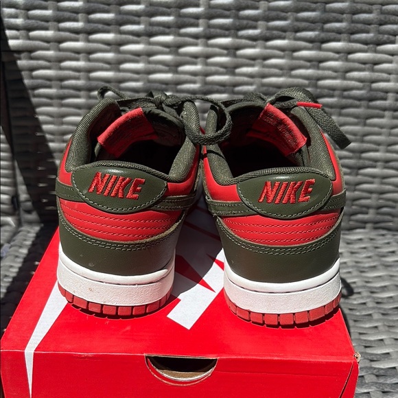 Nike Dunk Low Red and Olive - Picture 4 of 8